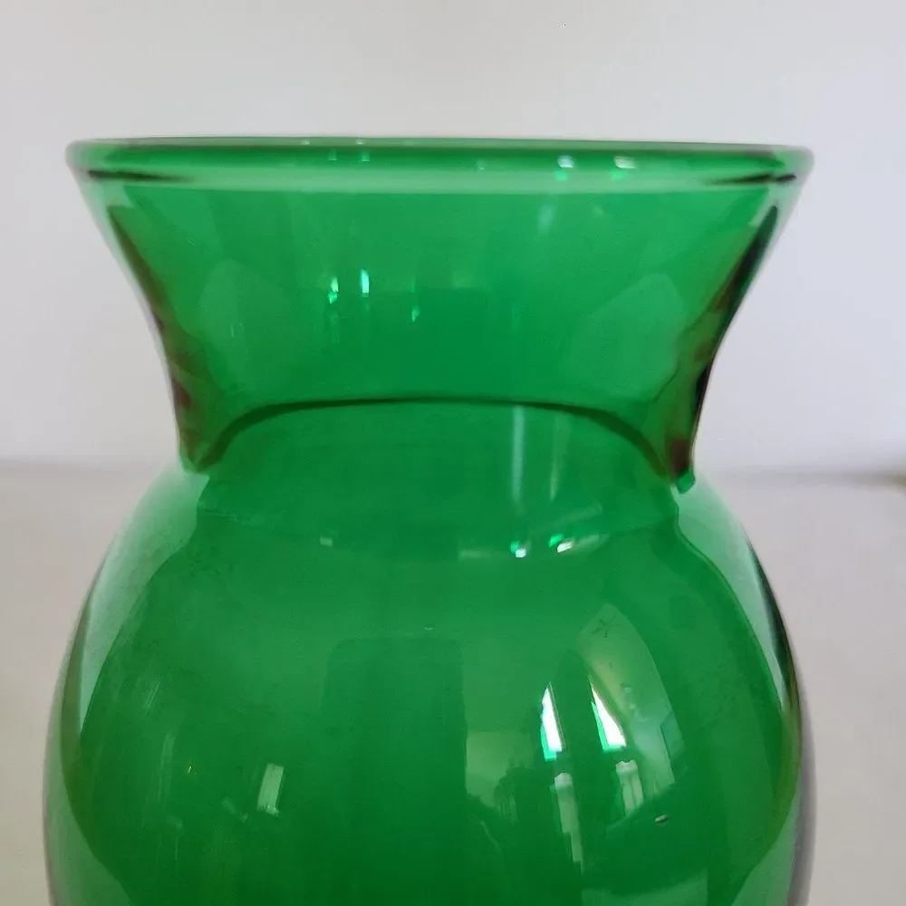 Vintage Anchor Hocking MCM Emerald Forest Green Coolidge Glass Anchor Glass Vase